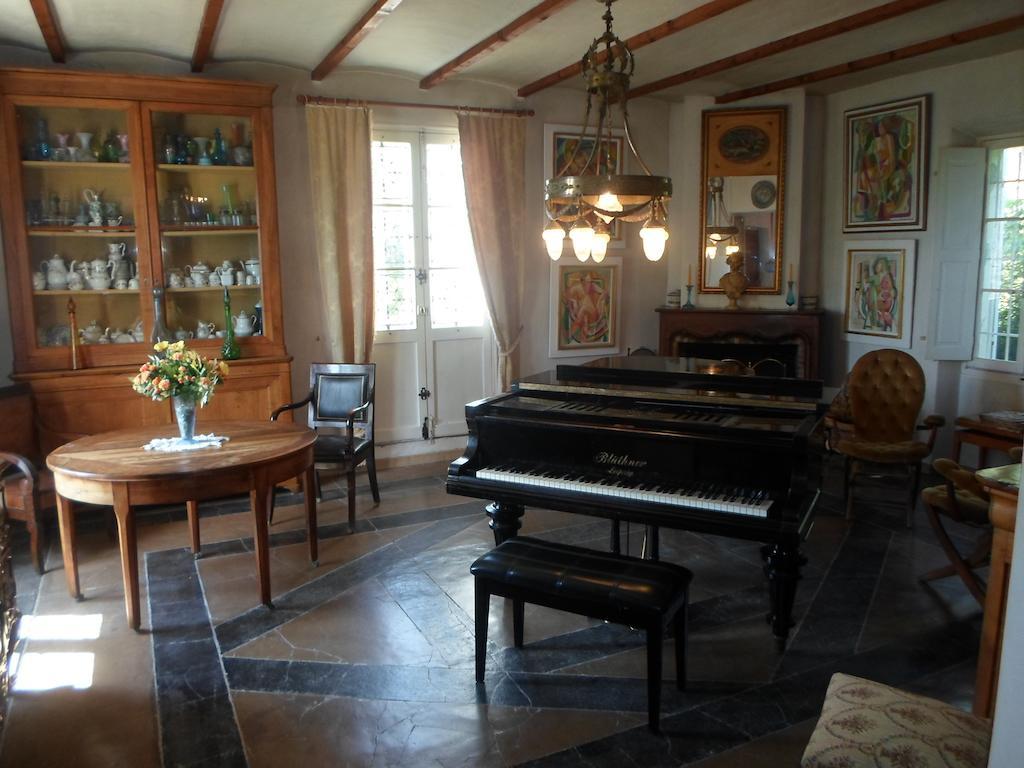 Pavillon De Beauregard Bed and Breakfast Aix-en-Provence Exteriör bild